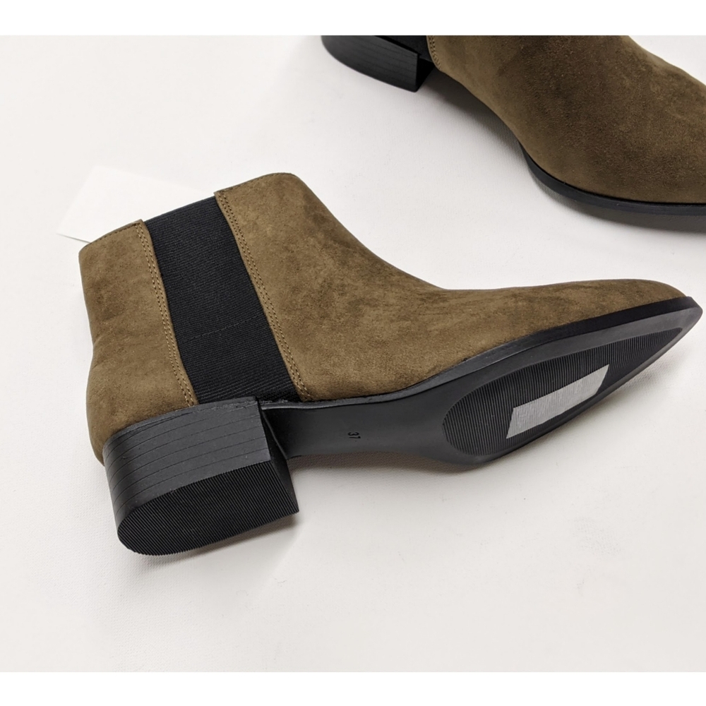 H&M Faux Suede Chelsea Ankle Boots With Elastic Side Panels Women's Size 6 - Picture 5 of 14